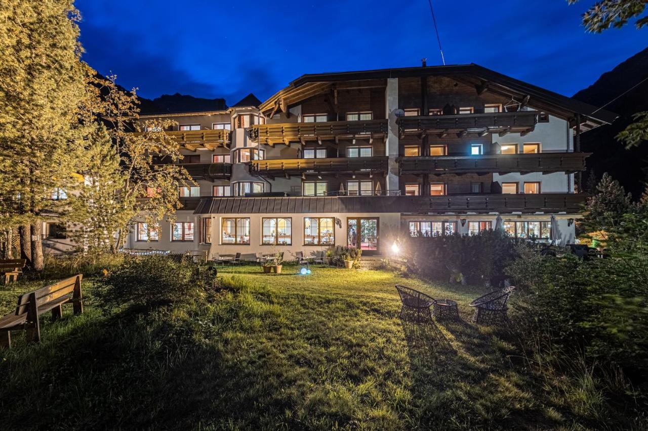 Hotel Gletscherblick Sankt Leonhard im Pitztal Exteriör bild