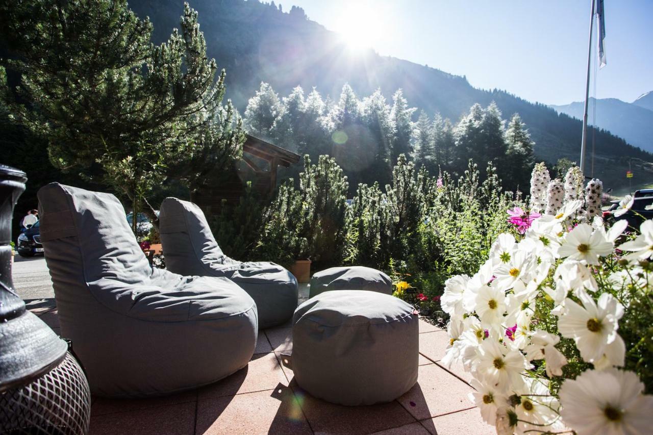 Hotel Gletscherblick Sankt Leonhard im Pitztal Exteriör bild