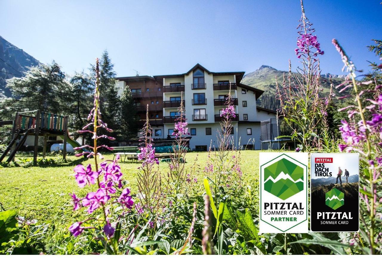 Hotel Gletscherblick Sankt Leonhard im Pitztal Exteriör bild